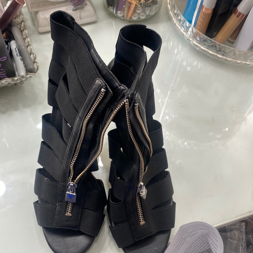 EUC Micheal kors heels